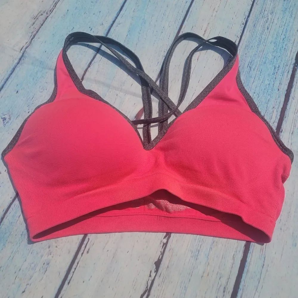 PINK Victoria's Secret Women's Red Solid Padded Criss Cross Strap Sports Bra